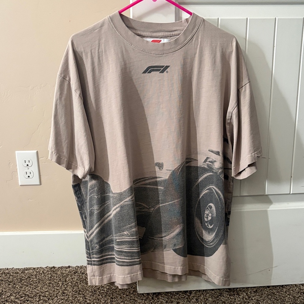 Formula 1 Graphic Crewneck T‑Shirt in Taupe